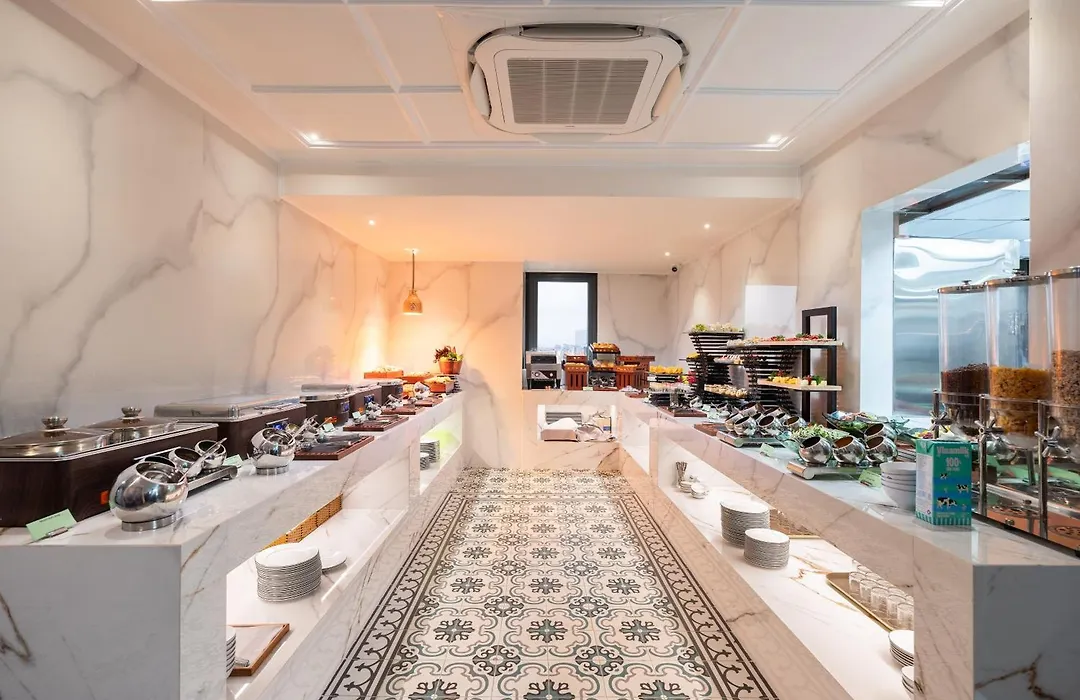L'Signature Hotel & Spa-1